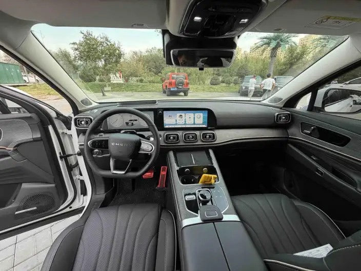 Chery Tiggo 9 2023 Model 2.0T DCT 2WD Leading version 5 seat – фото 7