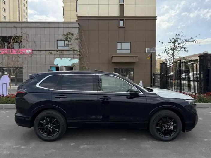 Honda BREEZE PHEV 2025 Model e:PHEV Exclusive Edition – фото 7