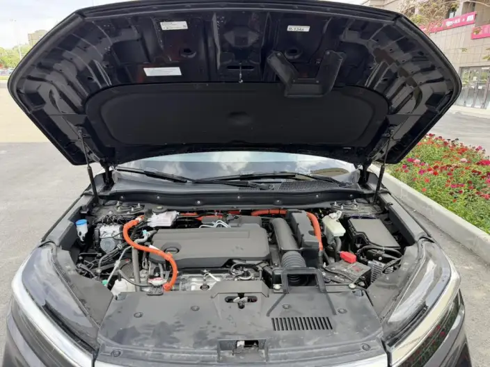 Honda BREEZE PHEV 2025 Model e:PHEV Exclusive Edition – фото 9