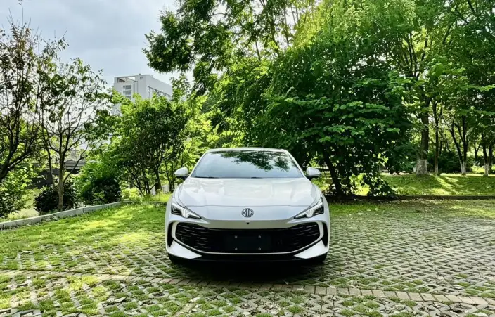 MG7 2026 Model 2.0T 405 AT Automatic Luxury Edition