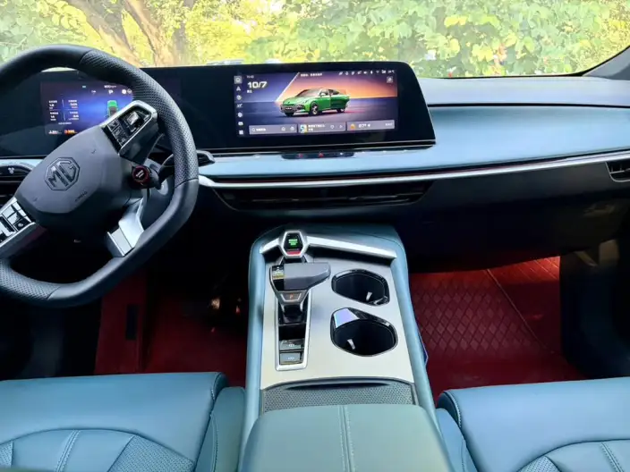 MG7 2026 Model 2.0T 405 AT Automatic Luxury Edition – фото 8