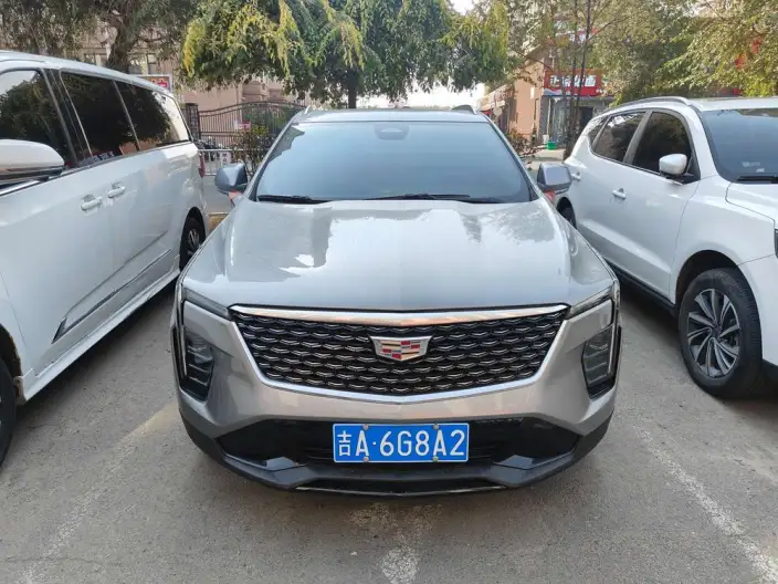 Cadillac XT4 2024 Model 28T 2WD Luxury Model