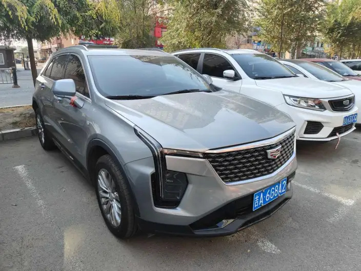 Cadillac XT4 2024 Model 28T 2WD Luxury Model