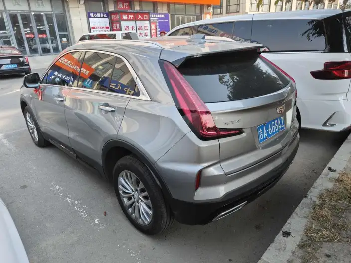 Cadillac XT4 2024 Model 28T 2WD Luxury Model