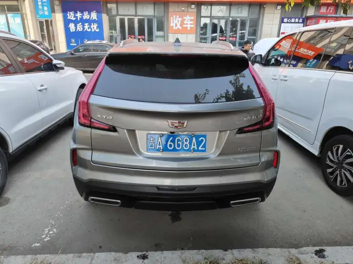 Cadillac XT4 2024 Model 28T 2WD Luxury Model – фото 5