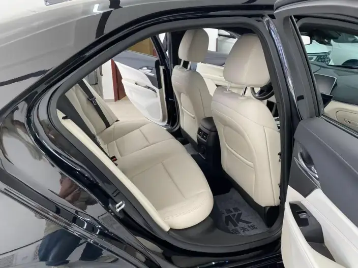 Cadillac CT4 2023 Model 25T Luxury Model – фото 7