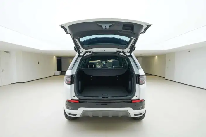 Land Rover Discovery Sport 2023 Model 249PS R-Dynamic S Performance version 5 seat – фото 5