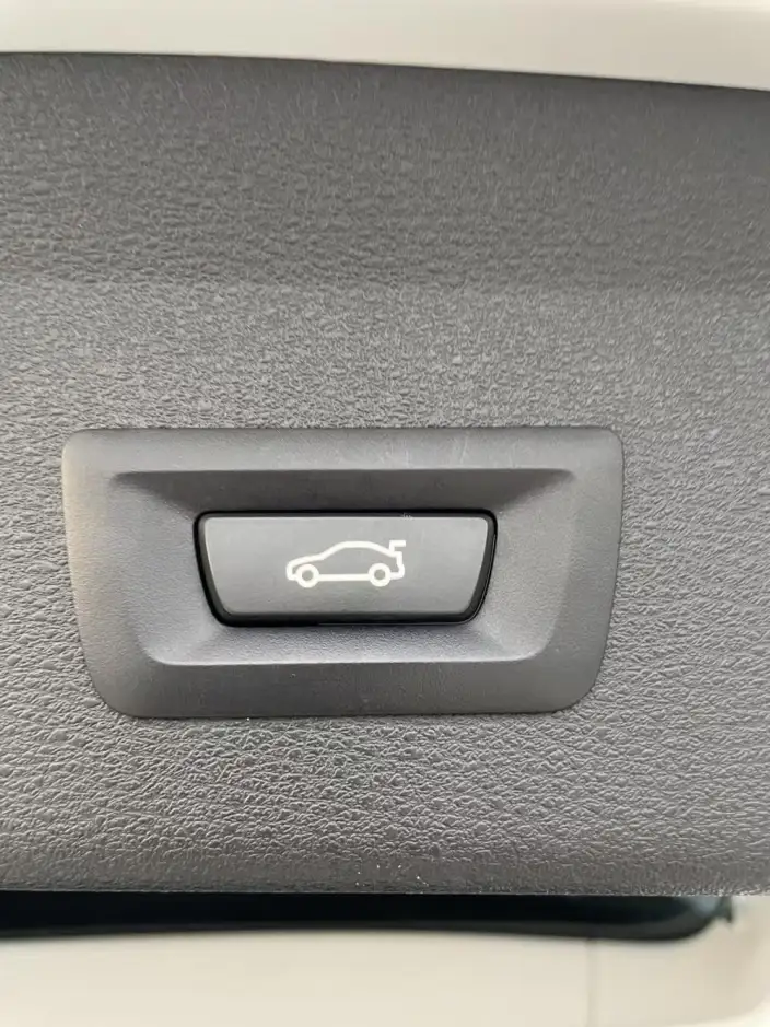 BMW X1 2022 Model sDrive20Li Exclusive Model – фото 8