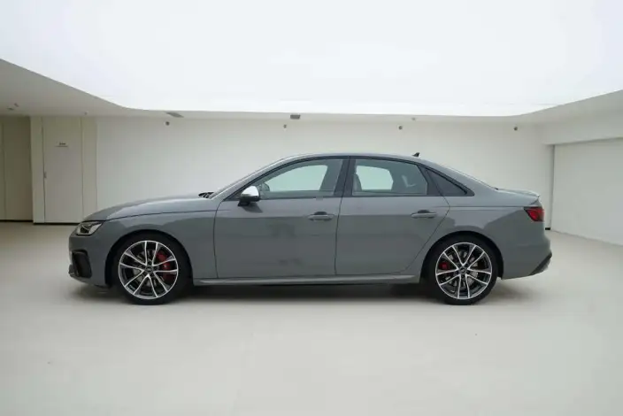 Audi S4 2022 Model 3.0TFSI – фото 3