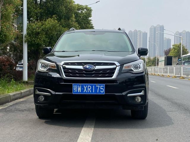 Subaru Forester 2016 модификация 2.5i Luxury Навигация Edition