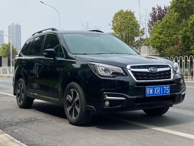 Subaru Forester 2016 модификация 2.5i Luxury Навигация Edition