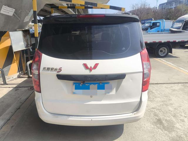 Wuling Hongguang 2015 модификация 1.5L S Manual Basic National IV – фото 10