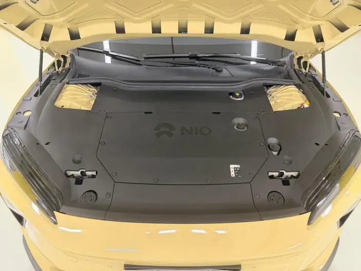 NIO ET5 2022 Model 75kWh – фото 10