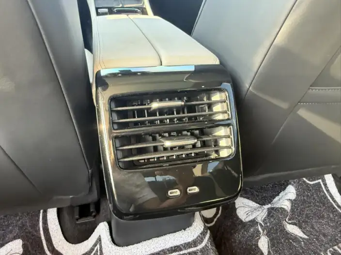 Volkswagen Sagitar 2026 Model L 300TSI DSG Luxury Model – фото 8
