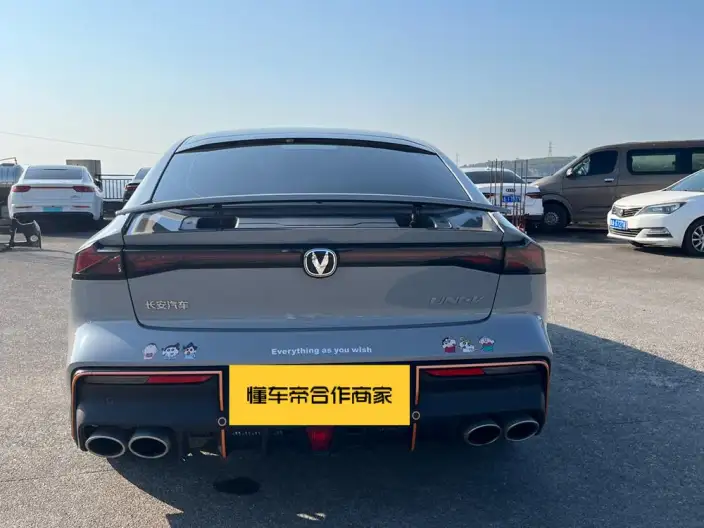 Changan UNI-V 2023 Model 1.5T Sports Edition – фото 5