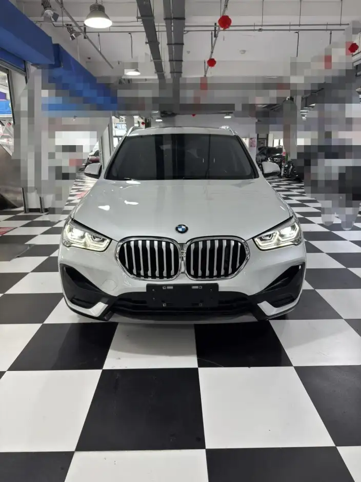 BMW X1 2022 Model sDrive20Li Fashion Model – фото 2
