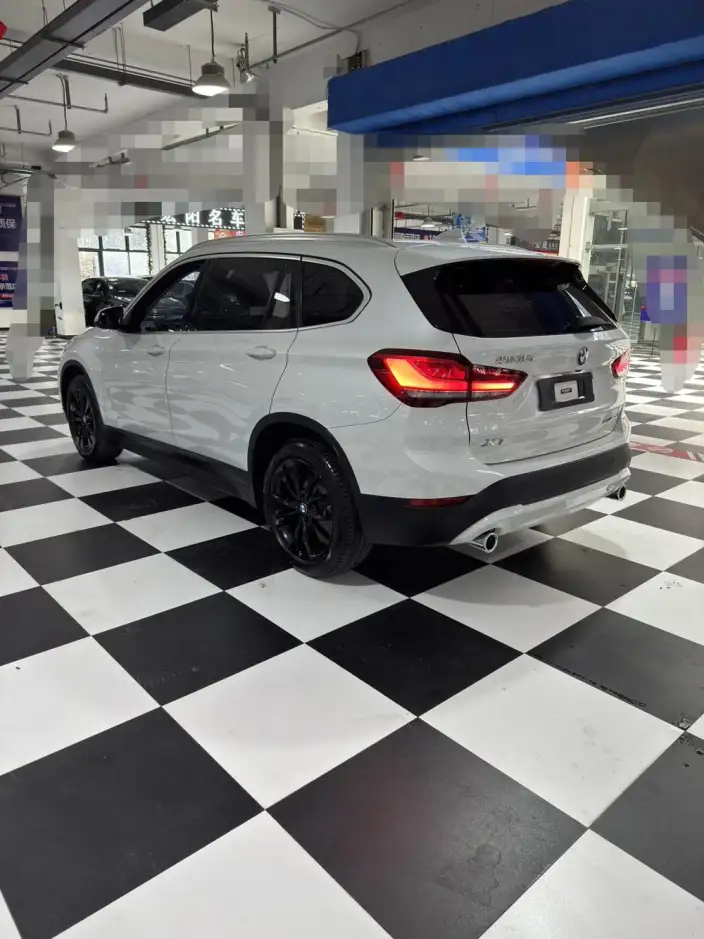 BMW X1 2022 Model sDrive20Li Fashion Model – фото 4