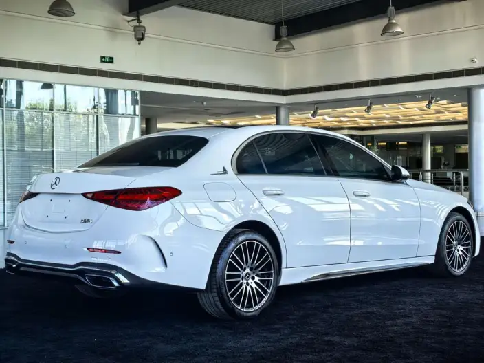 Mercedes-Benz C-Class 2024 Model C 260 L Sports Edition – фото 3