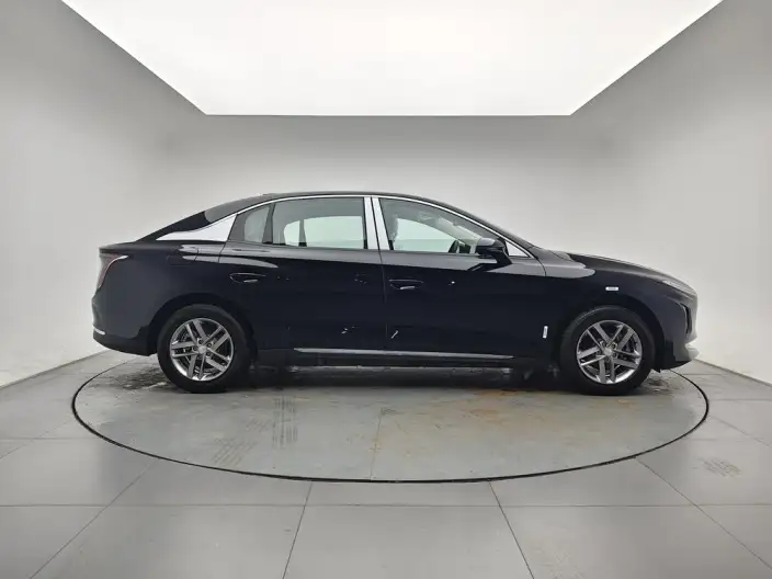 Hongqi E-QM5 2025 Model 610KM PLUS Edition – фото 8