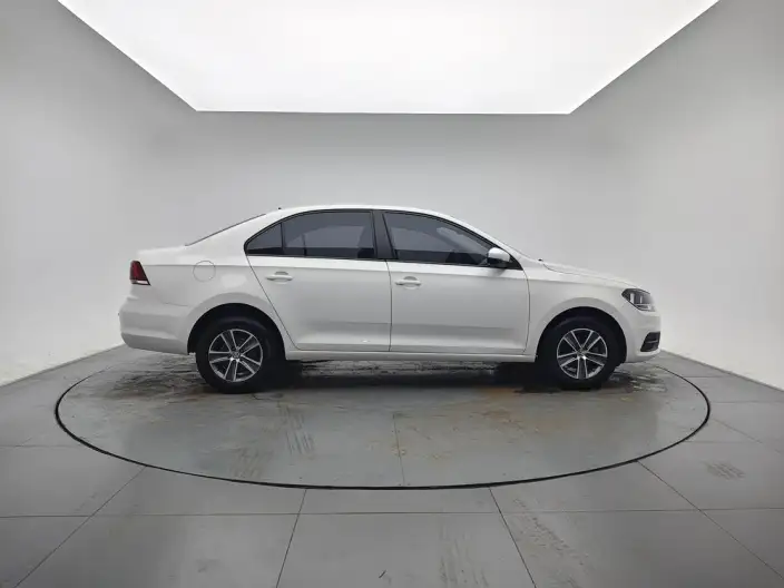 Volkswagen Santana 2021 Model 1.5L Automatic Fashion edition – фото 8