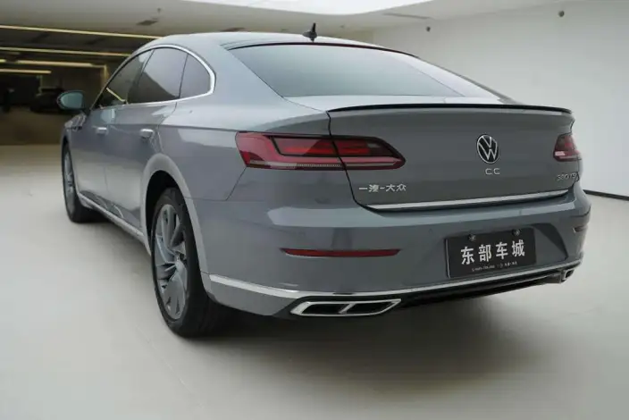 Volkswagen CC 2023 Model 380TSI Eye-catching version – фото 4