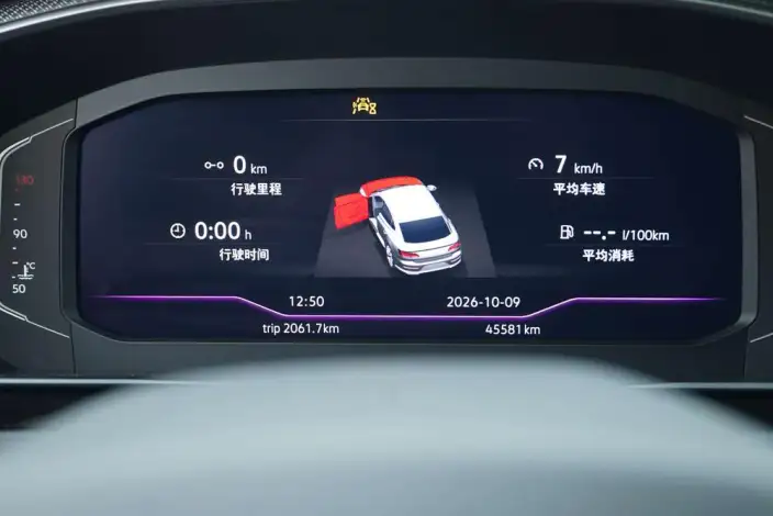 Volkswagen CC 2023 Model 380TSI Eye-catching version – фото 9