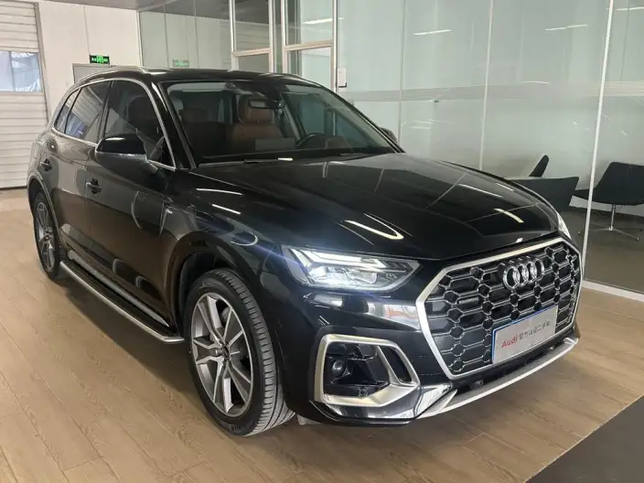 Audi Q5L 2023 Model 45T Luxury Dynamic Model – фото 3