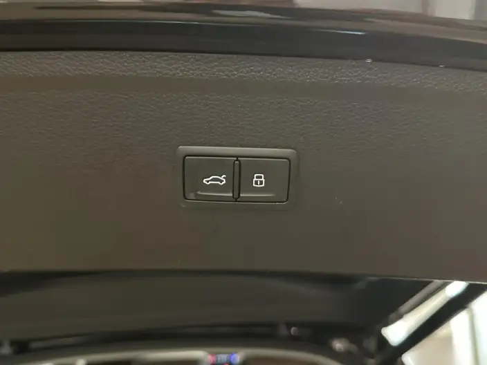 Audi Q5L 2023 Model 45T Luxury Dynamic Model – фото 10