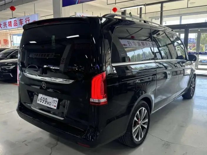 Mercedes-Benz V-Class 2022 Model V 260 Pilot Edition – фото 7