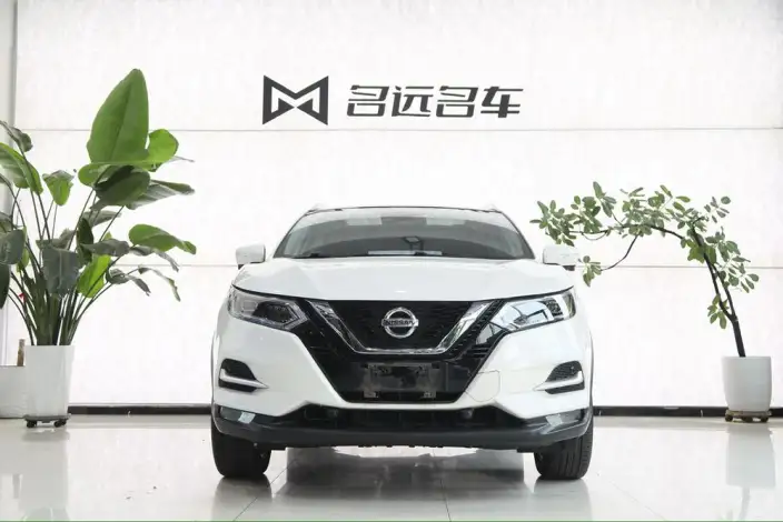 Nissan Qashqai 2022 Model 2.0L XV Prem. Deluxe Edition – фото 2