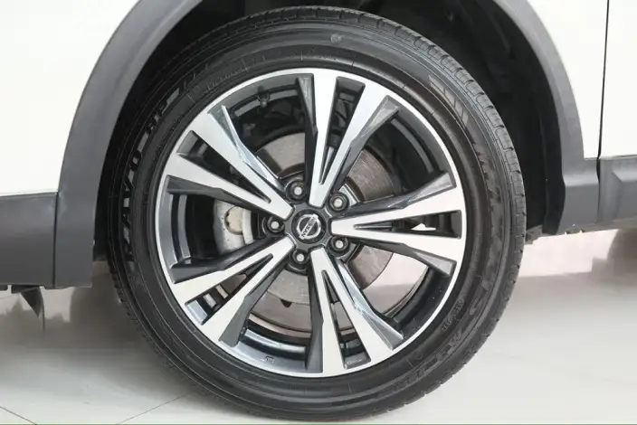 Nissan Qashqai 2022 Model 2.0L XV Prem. Deluxe Edition – фото 8