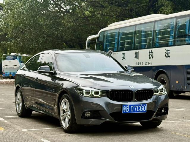 BMW 3 Series Gran Turismo Модель 2020 года 320i M Sports Set – фото 3