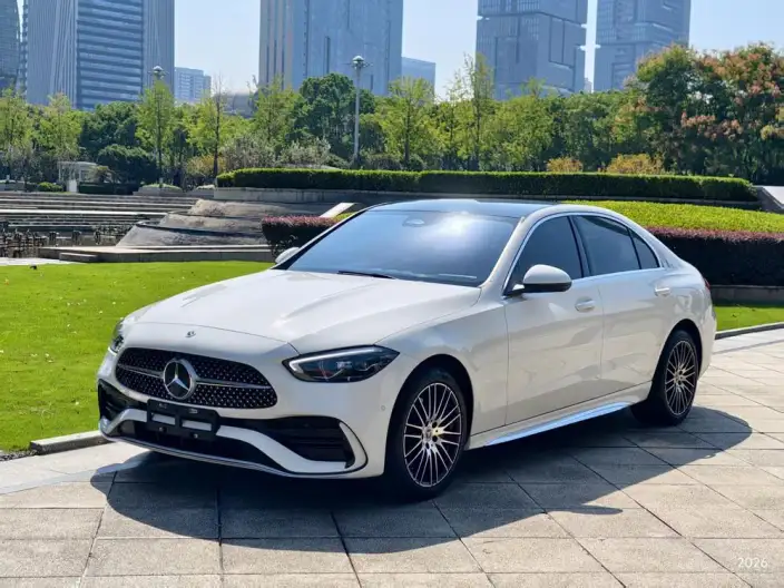 Mercedes-Benz C-Class 2025 Model C 260 L Sports Edition – фото 1