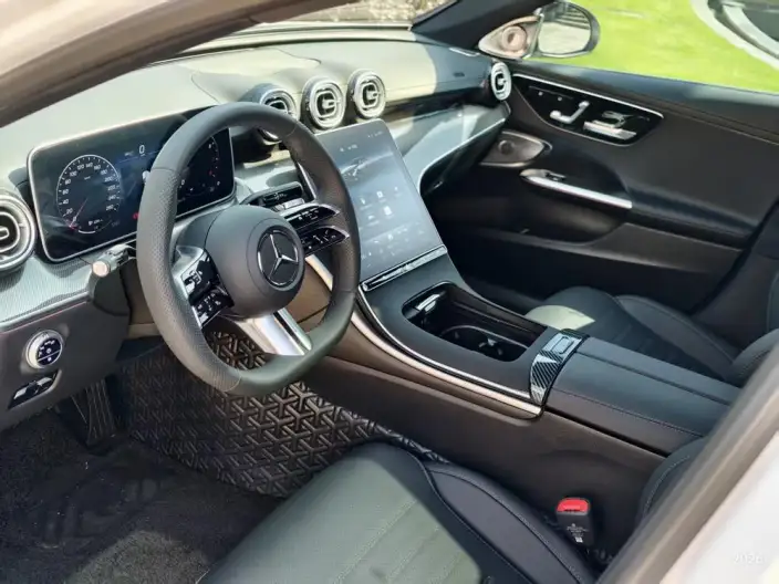 Mercedes-Benz C-Class 2025 Model C 260 L Sports Edition – фото 7