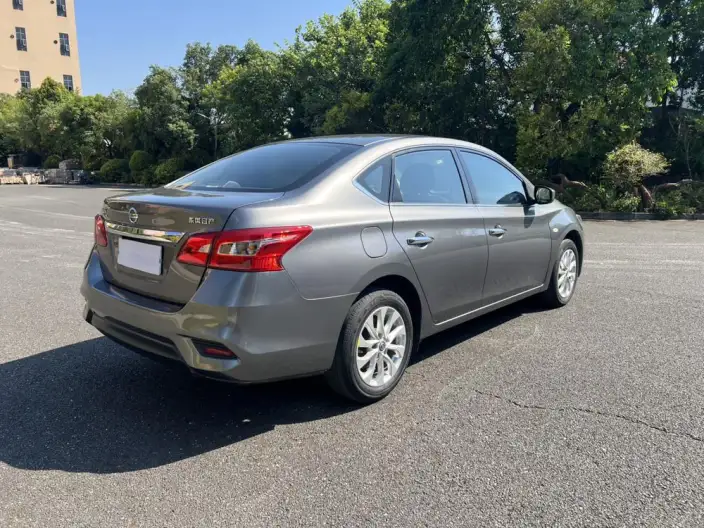 Nissan Sylphy 2022 Model Classic 1.6 XE CVT Comfort Edition – фото 6