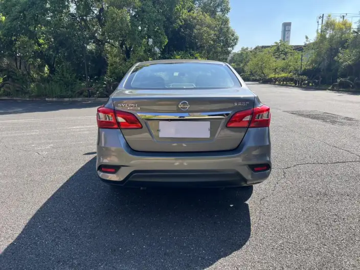 Nissan Sylphy 2022 Model Classic 1.6 XE CVT Comfort Edition – фото 9