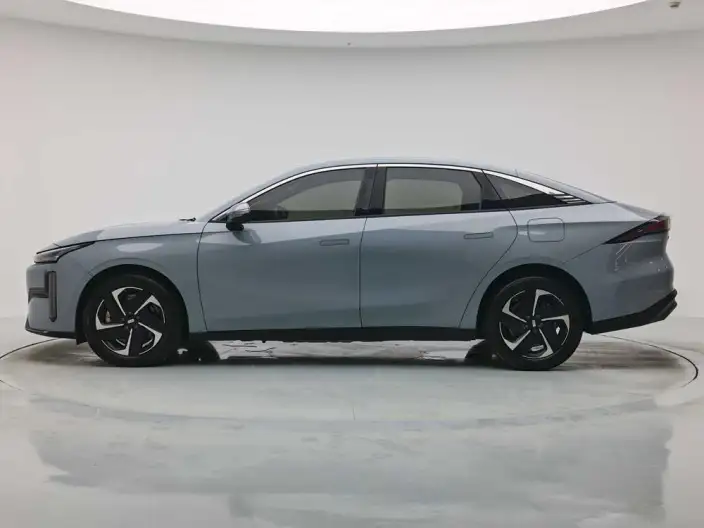 Geely Galaxy L6 2023 Model 1.5T DHT 60km PLUS