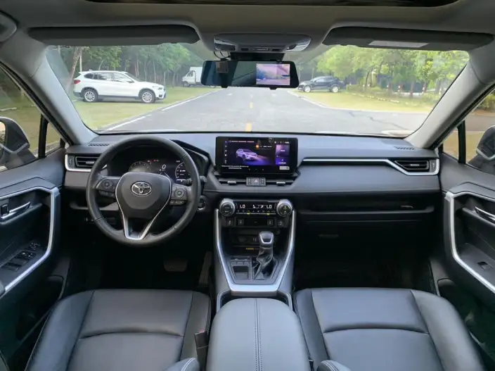 Toyota RAV4 2023 Model 2.0L CVT 2WD Fashion PLUS Edition – фото 9