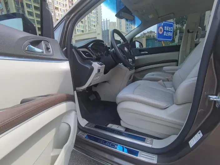 Buick GL8 2023 Model Business class 2.0T Comfort Model – фото 9