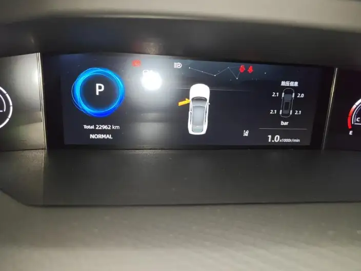 Changan UNI-V 2022 Model 2.0T Leading speed Edition – фото 6
