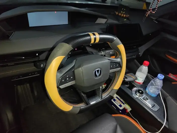 Changan UNI-V 2022 Model 2.0T Leading speed Edition – фото 7