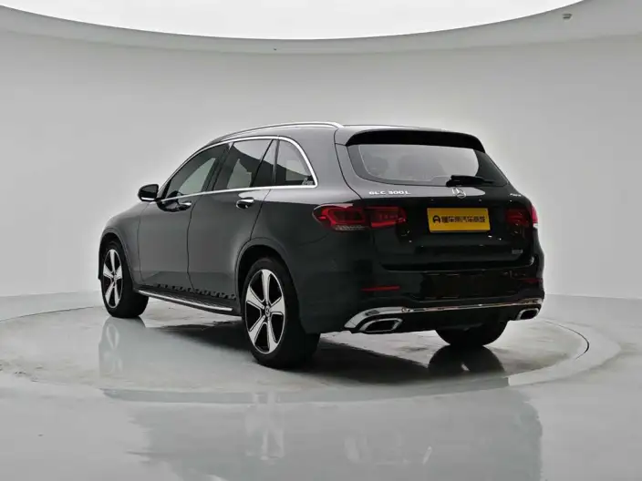 Mercedes-Benz GLC 2022 Model GLC 300 L 4MATIC Luxury Model – фото 5
