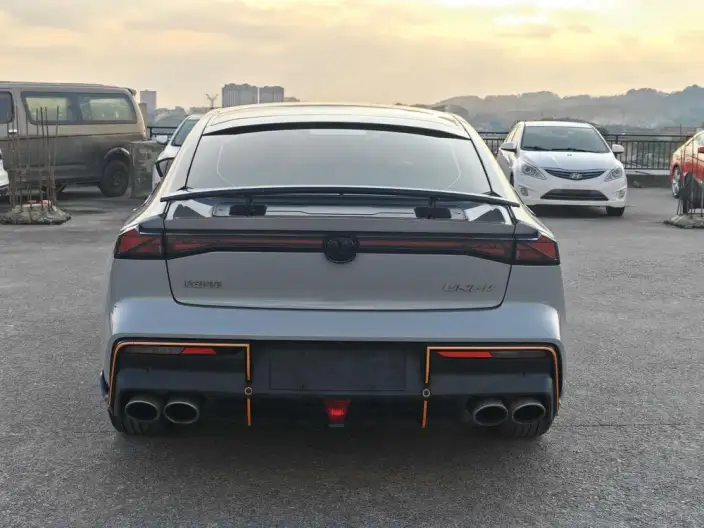 Changan UNI-V 2023 Model 1.5T Sports Edition – фото 6