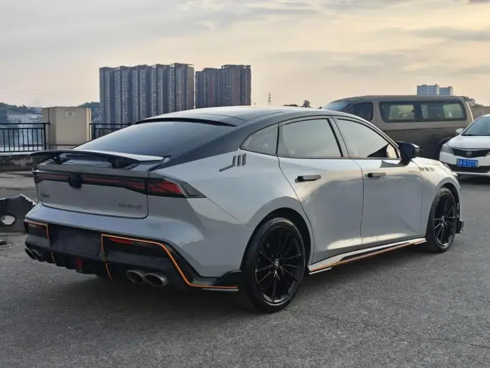 Changan UNI-V 2023 Model 1.5T Sports Edition – фото 7