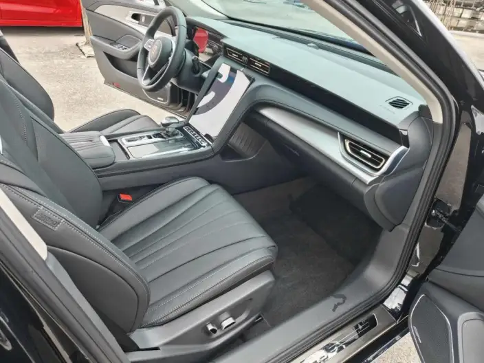 Hongqi H5 2023 Model 1.5T DCT Flag Rhythm Edition – фото 8