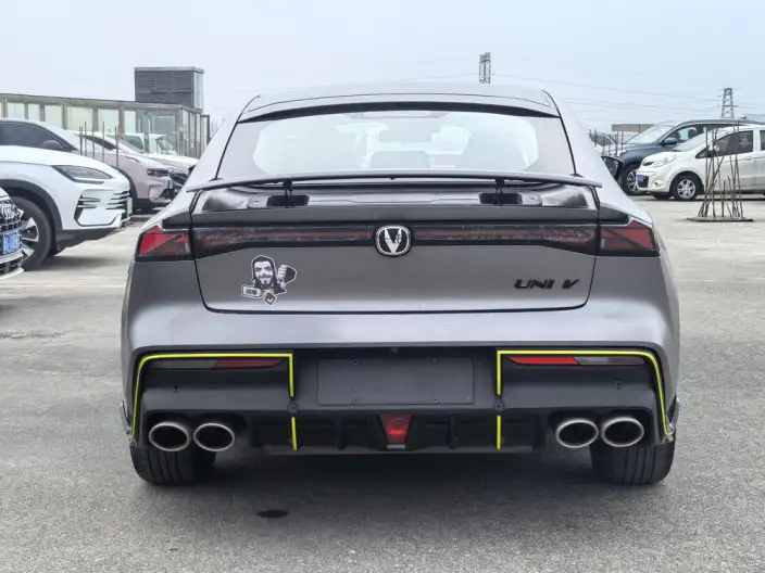 Changan UNI-V 2022 Model 2.0T Leading speed Edition – фото 5