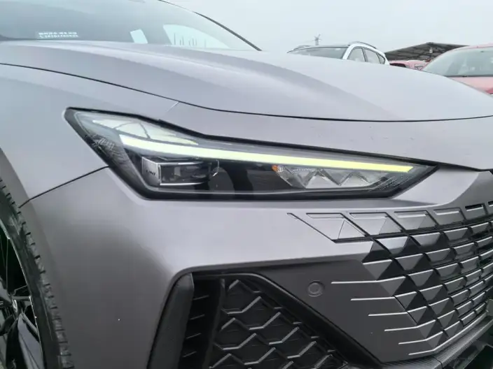 Changan UNI-V 2022 Model 2.0T Leading speed Edition – фото 9