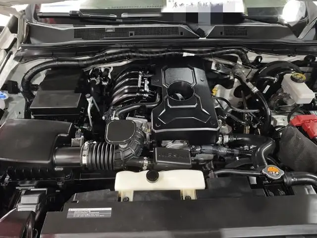 Nissan Terra 2020 Model 2.5L Automatic 4WD Ultimate Edition – фото 7