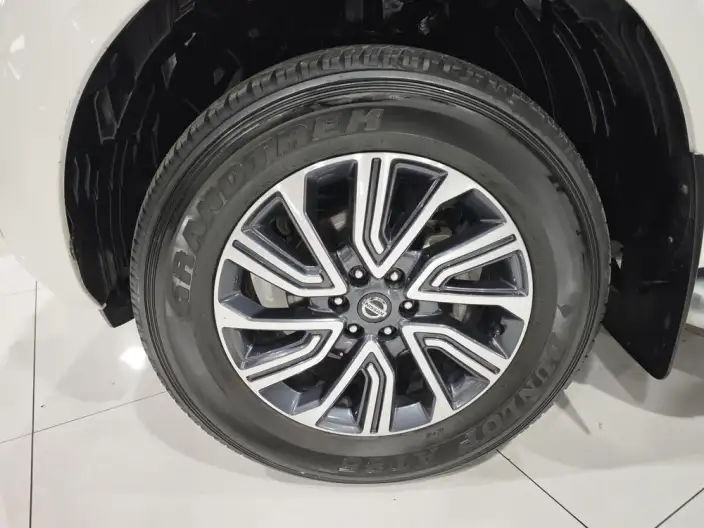 Nissan Terra 2020 Model 2.5L Automatic 4WD Ultimate Edition – фото 9
