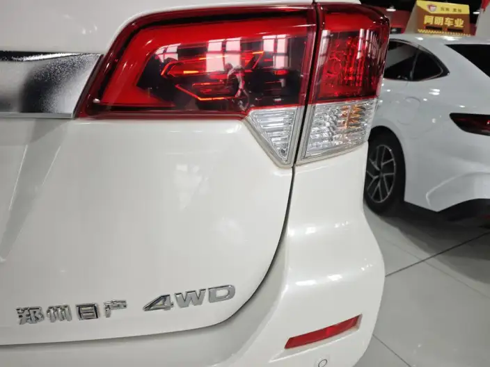 Nissan Terra 2020 Model 2.5L Automatic 4WD Ultimate Edition – фото 10